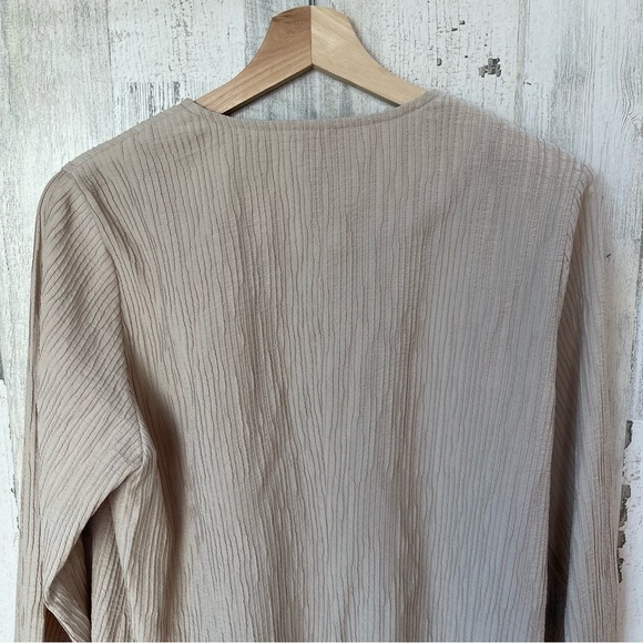 Eileen Fisher Cream Textured Lightweight Zip Front Jacket Size L - Picture 5 of 7